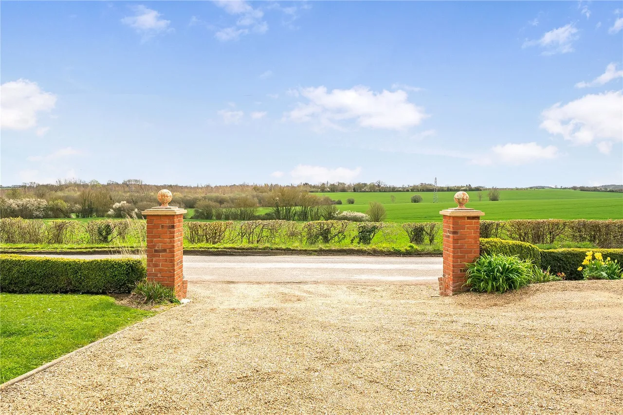 Brettenham Road, Buxhall, IP14, photo 4