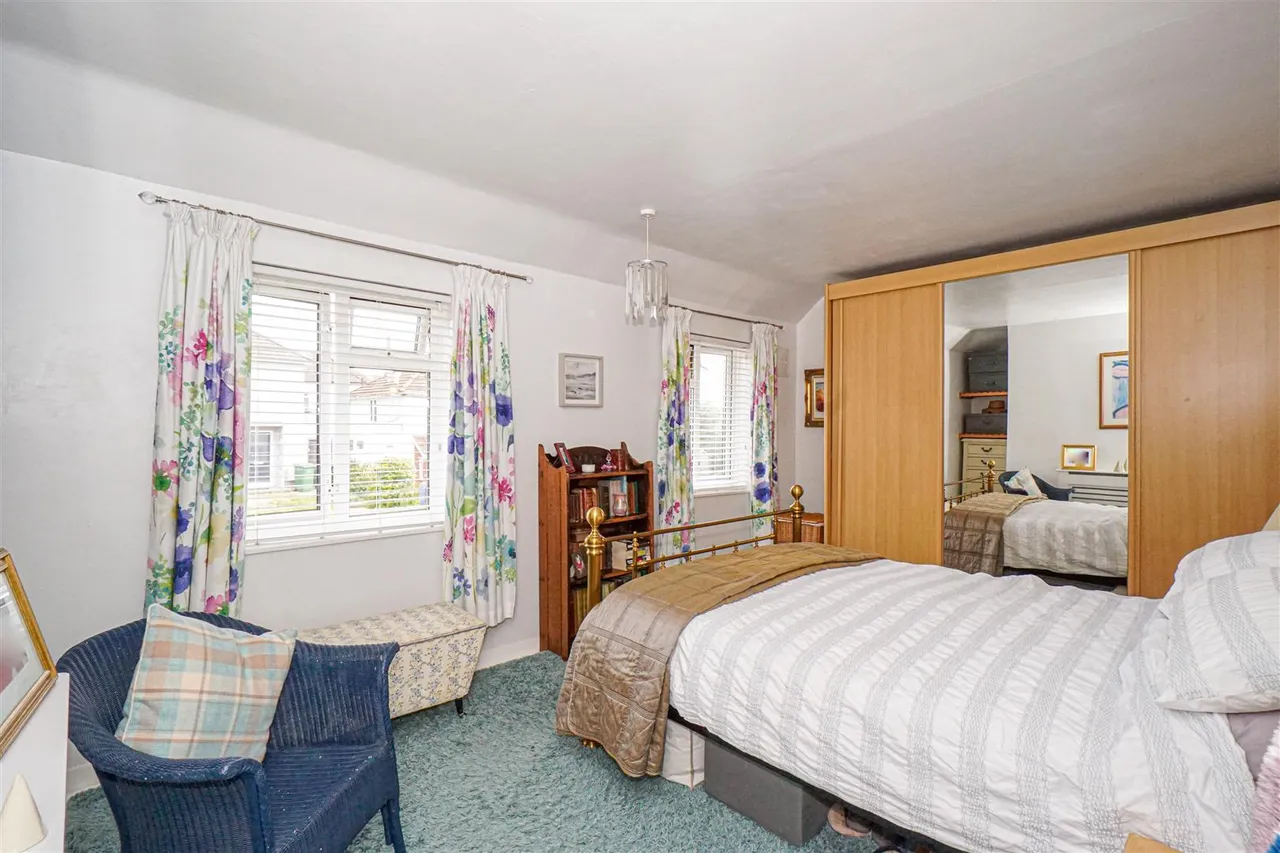 Dymond Road, St. Leonards-On-Sea, photo 16