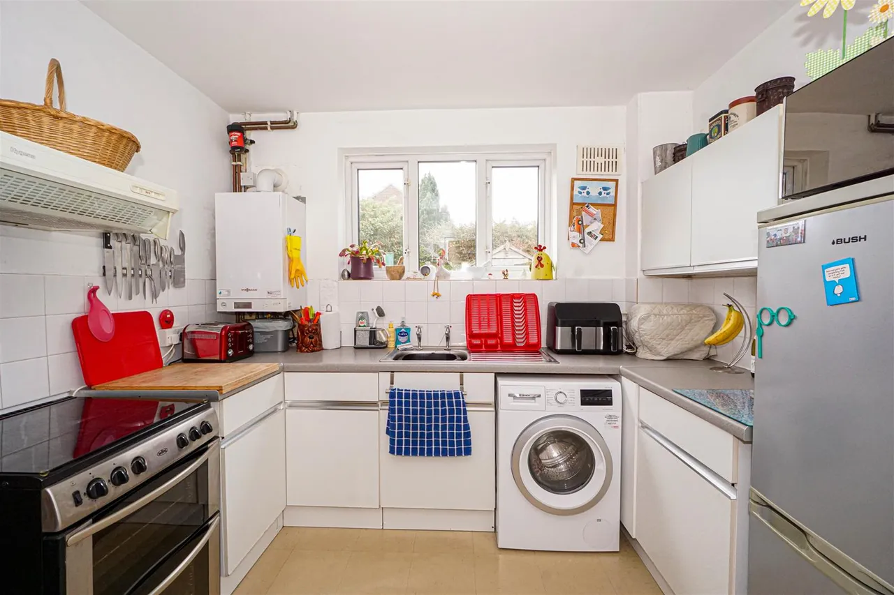 Dymond Road, St. Leonards-On-Sea, photo 5