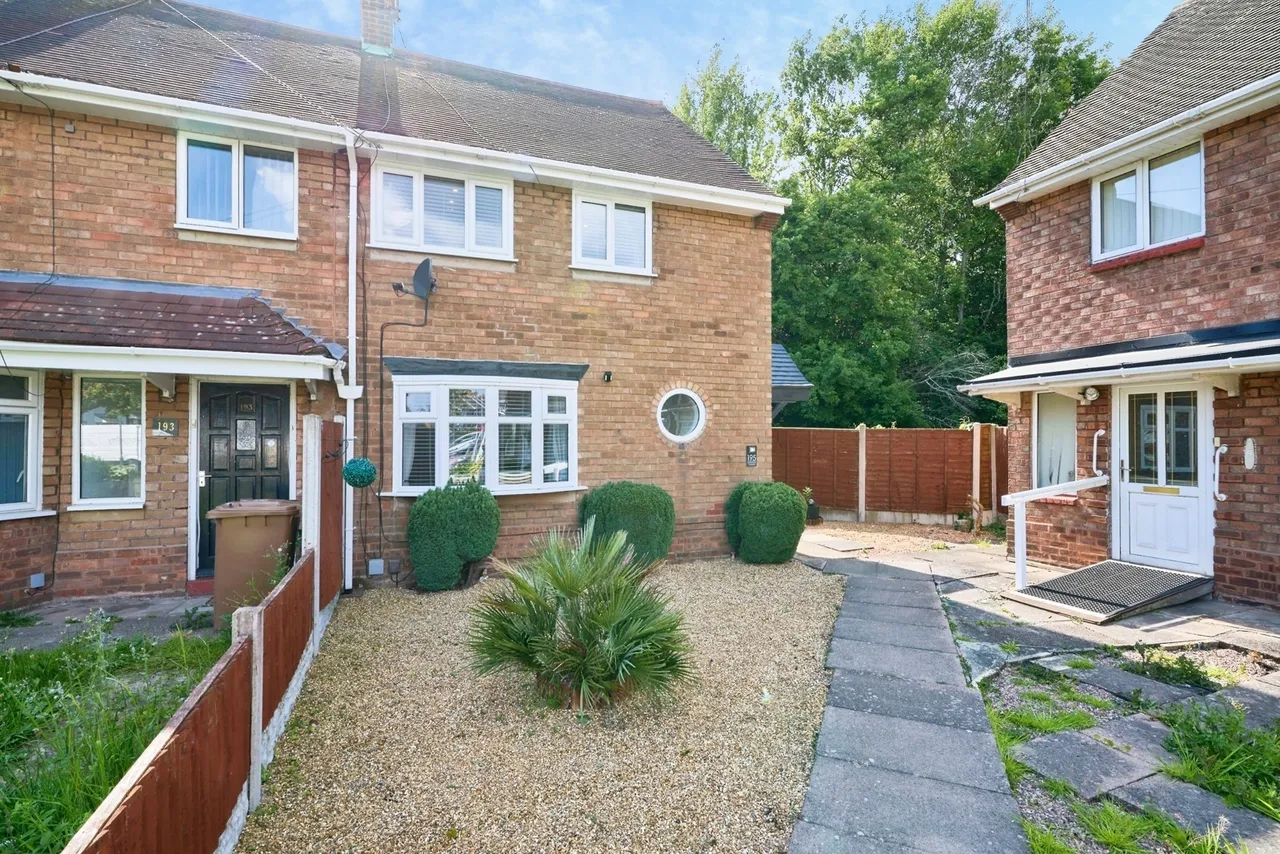 3 bed house for sale — Glastonbury Crescent, WALSALL, West Midlands, WS3