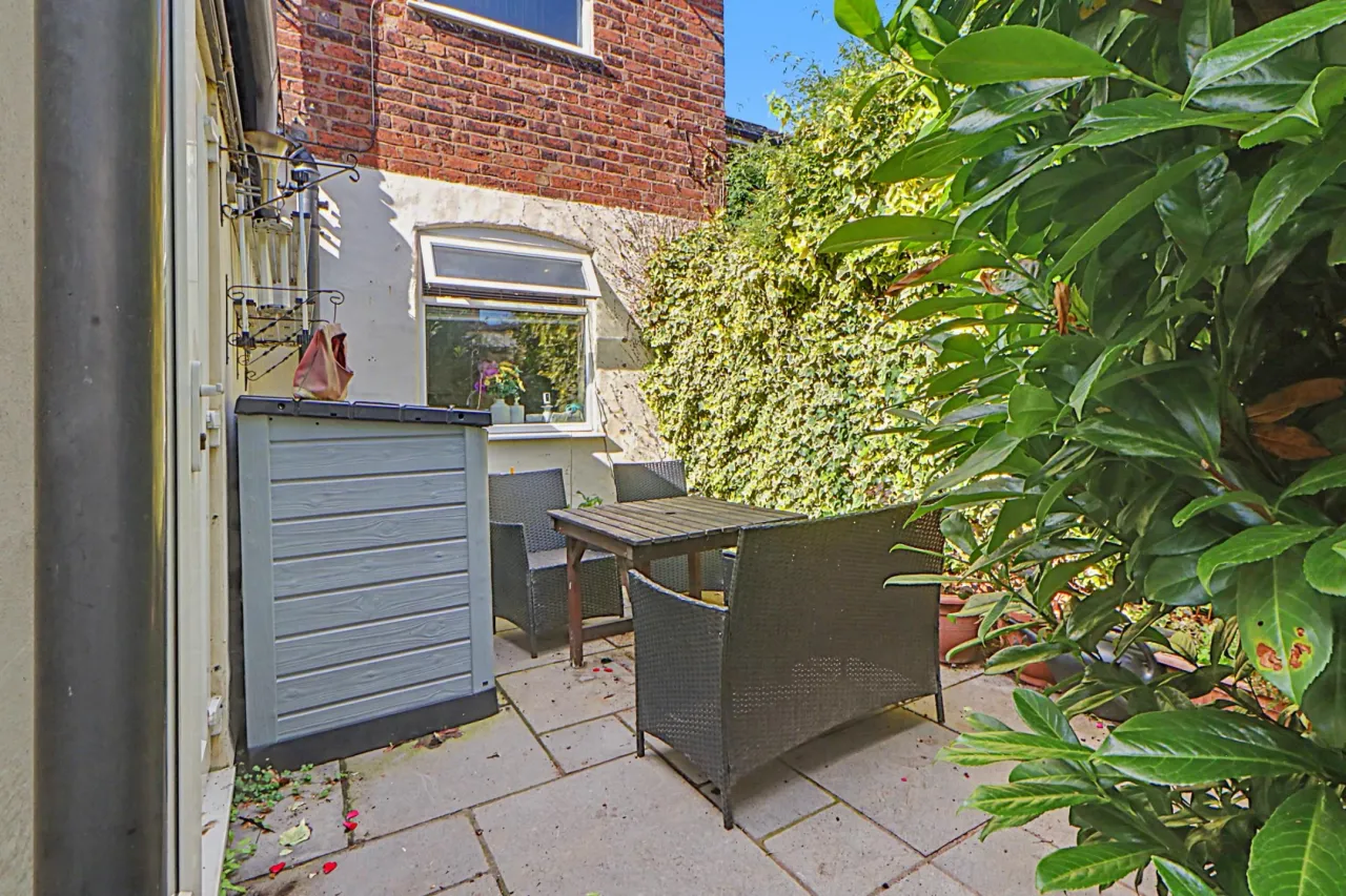 Wereton Road, Audley, photo 11