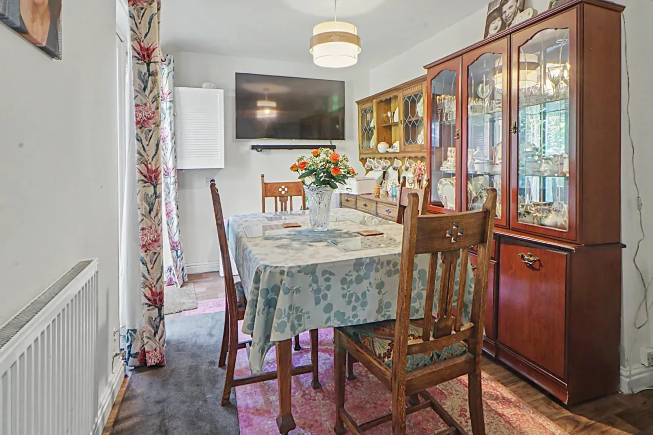 Wereton Road, Audley, photo 4