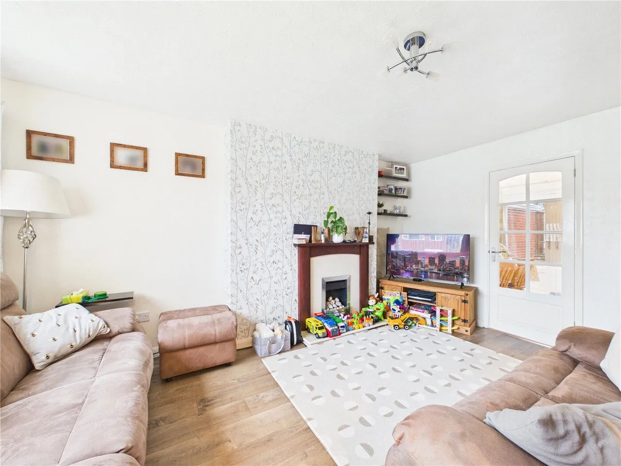 Willow Walk, Crediton, EX17, photo 3