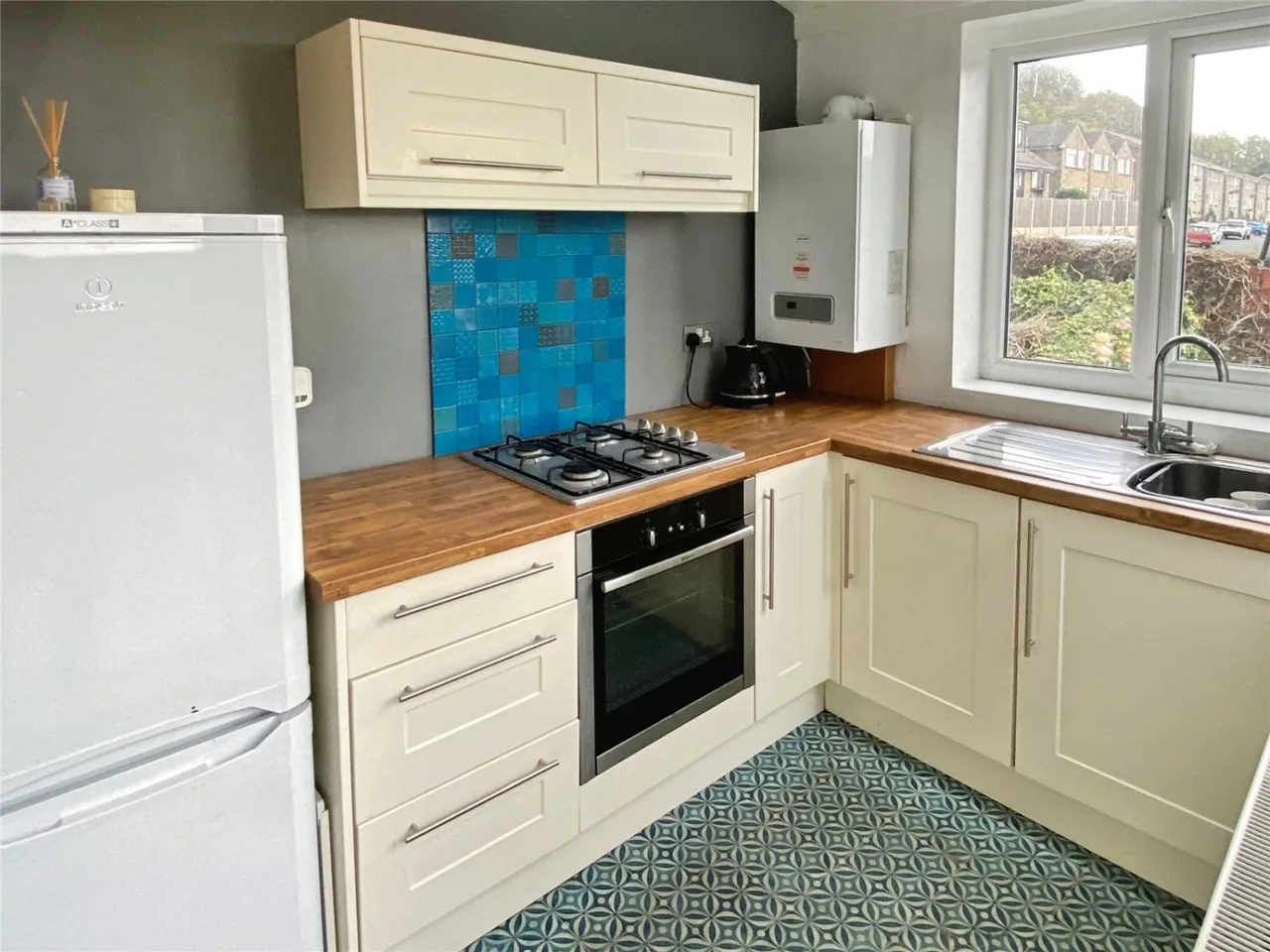 Walkley Terrace, Heckmondwike, WF16, photo 3