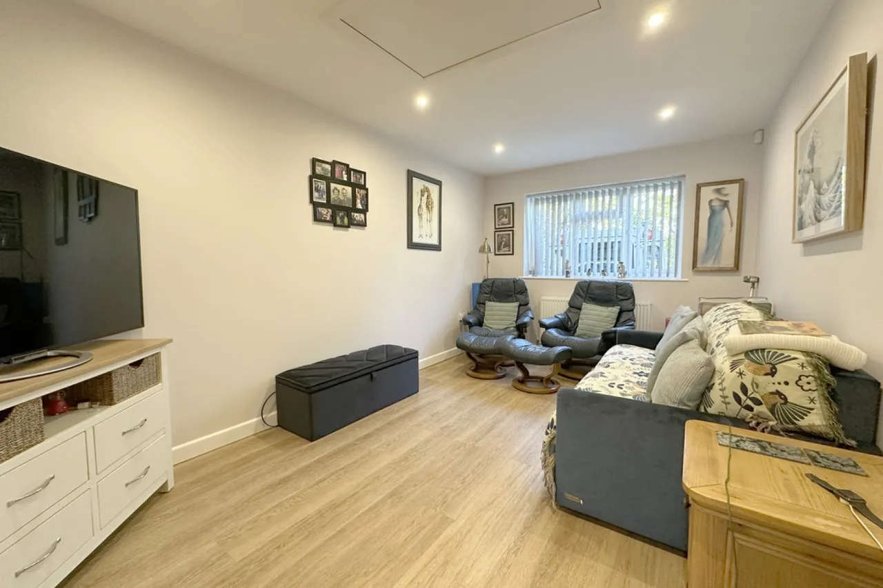 Station Road, Balsall Common, photo 8