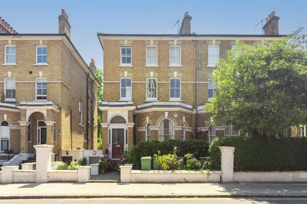 2 bed flat for sale, King Henrys Road, Primrose Hill, NW3