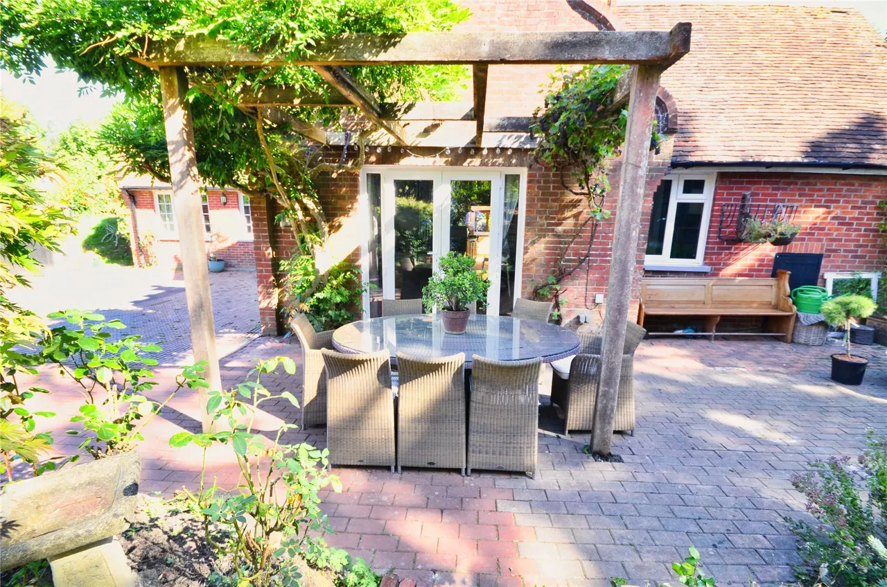 Dunnings Road, East Grinstead, RH19, photo 15