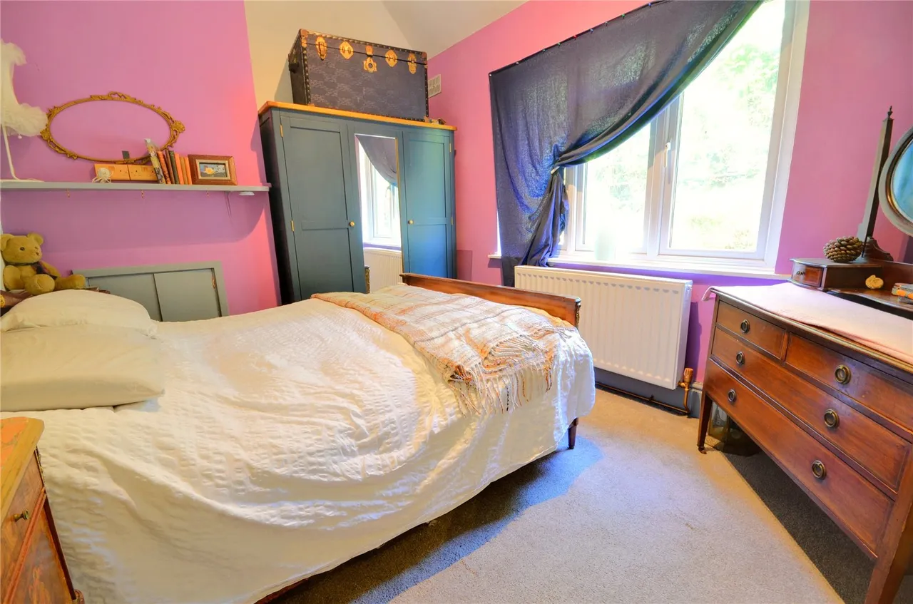 Dunnings Road, East Grinstead, RH19, photo 7