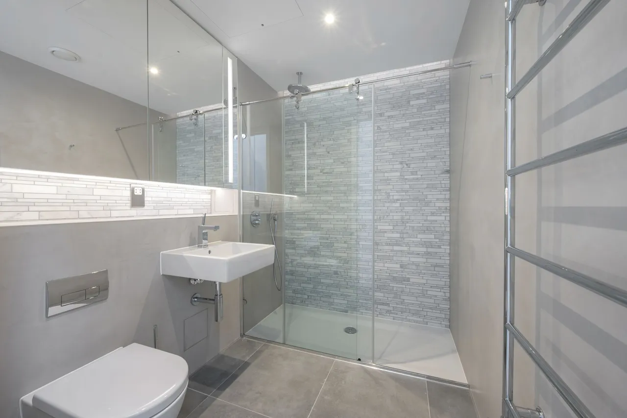 Apartment 5, Coopers Lofts, London, photo 12
