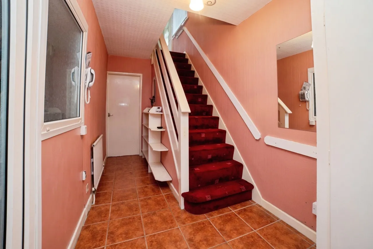 Dormy Close, Mansfield Woodhouse, Mansfield, Nottinghamshire, NG19, photo 9