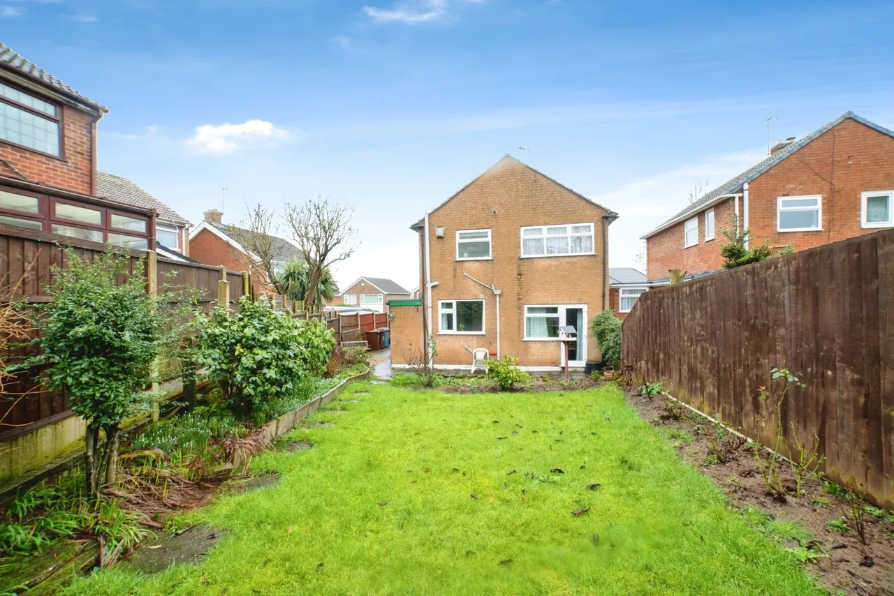 Dormy Close, Mansfield Woodhouse, Mansfield, Nottinghamshire, NG19, photo 16