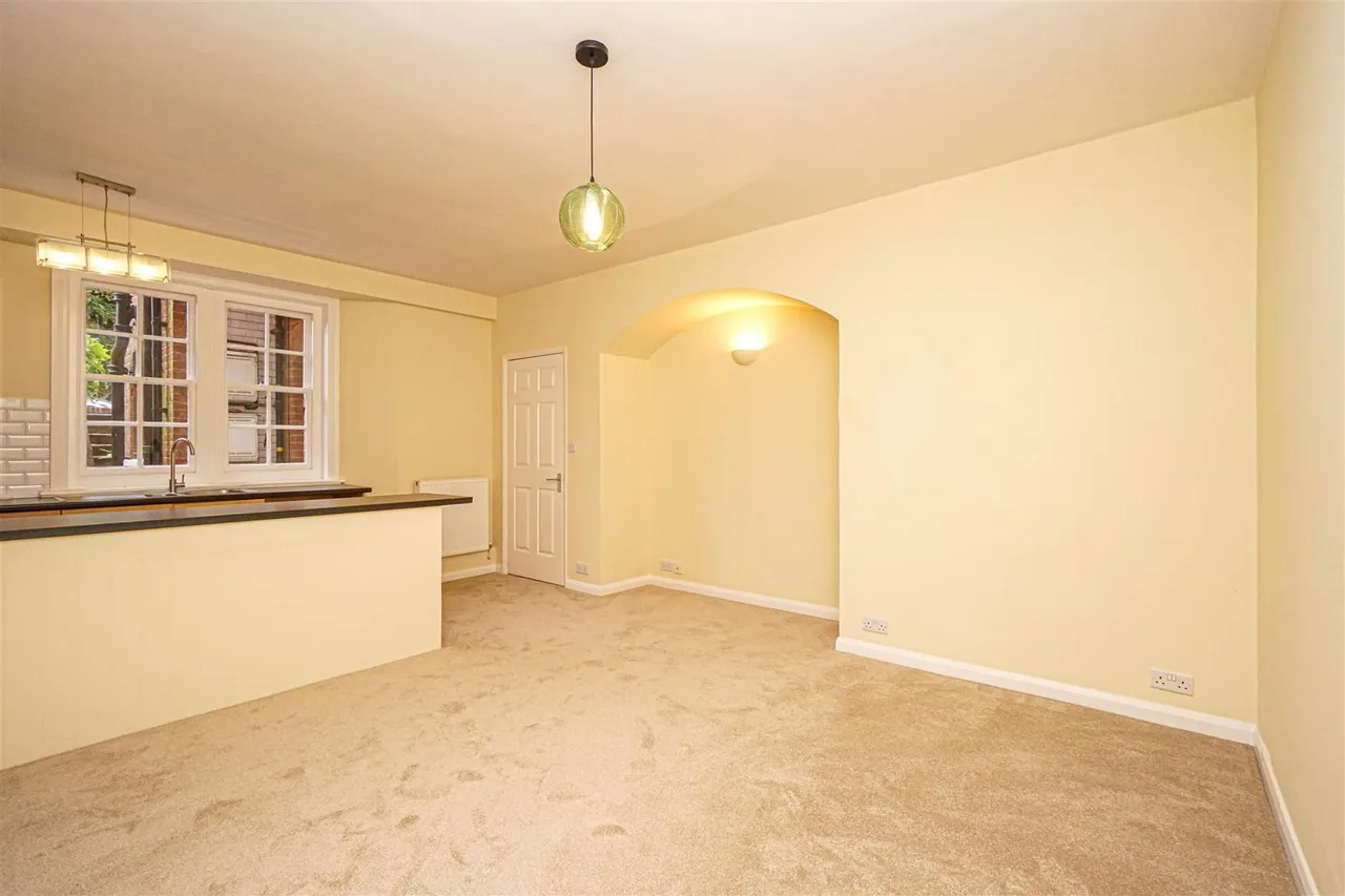 Pevensey Road, St Leonards-On-Sea, photo 3