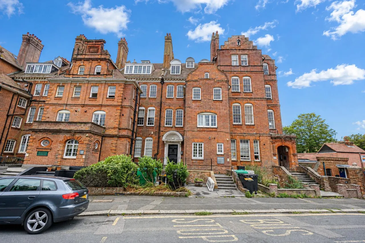 1 bed flat for sale, Pevensey Road, St Leonards-On-Sea