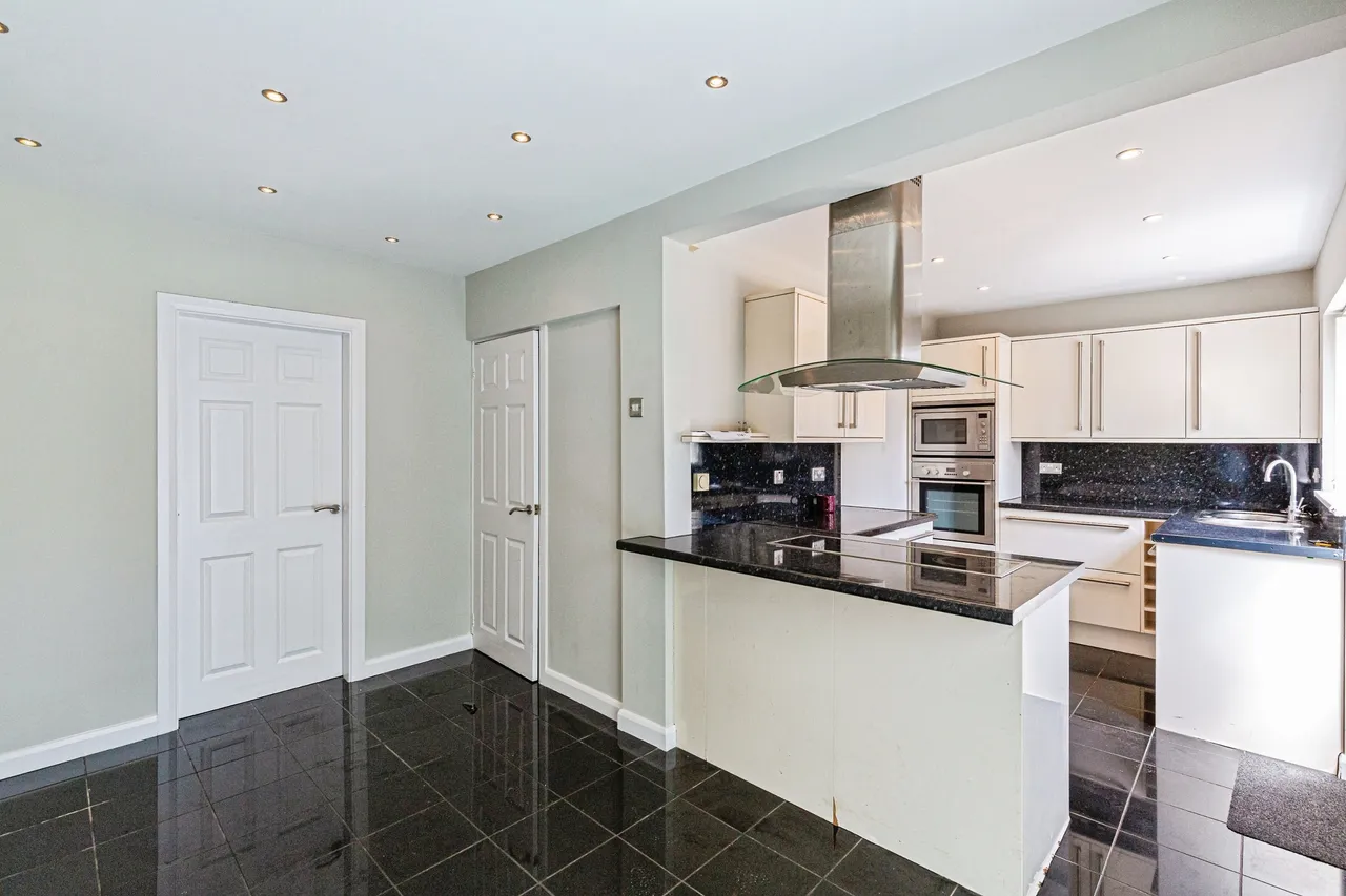 Frobisher Drive, Lytham St. Annes, photo 6