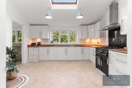 Manor Way, South Croydon, photo 2
