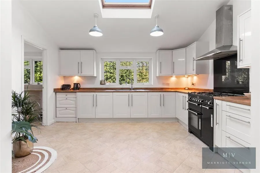 Manor Way, South Croydon, photo 24