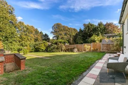 Manor Way, South Croydon, photo 13