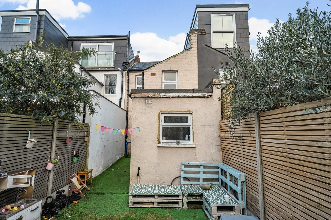 Leahurst Road, SE13, photo 13