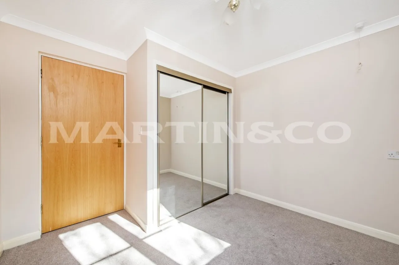 Westminster Court, Wanstead, photo 10