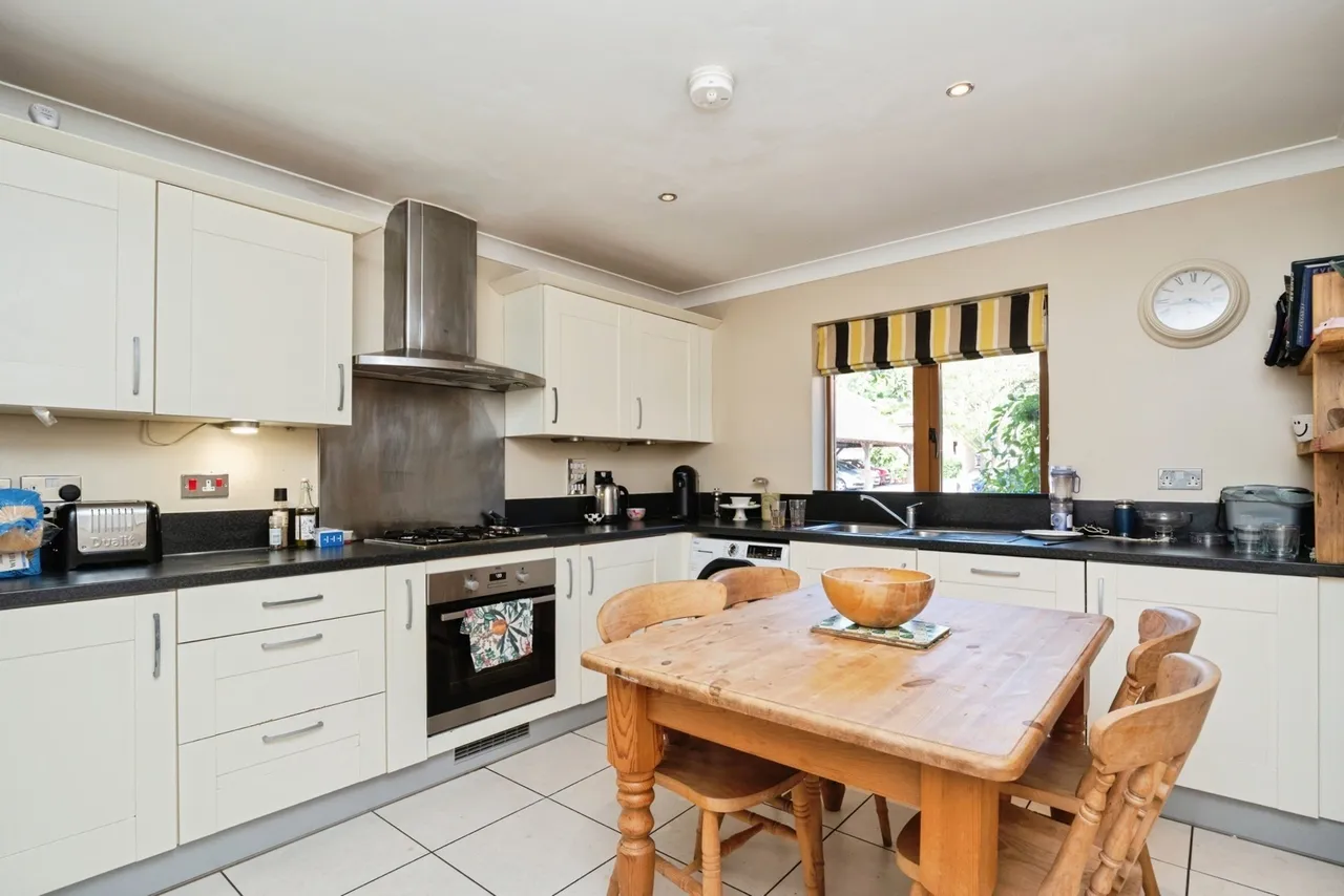 Colemans Way, Hurst Green, TN19, photo 14