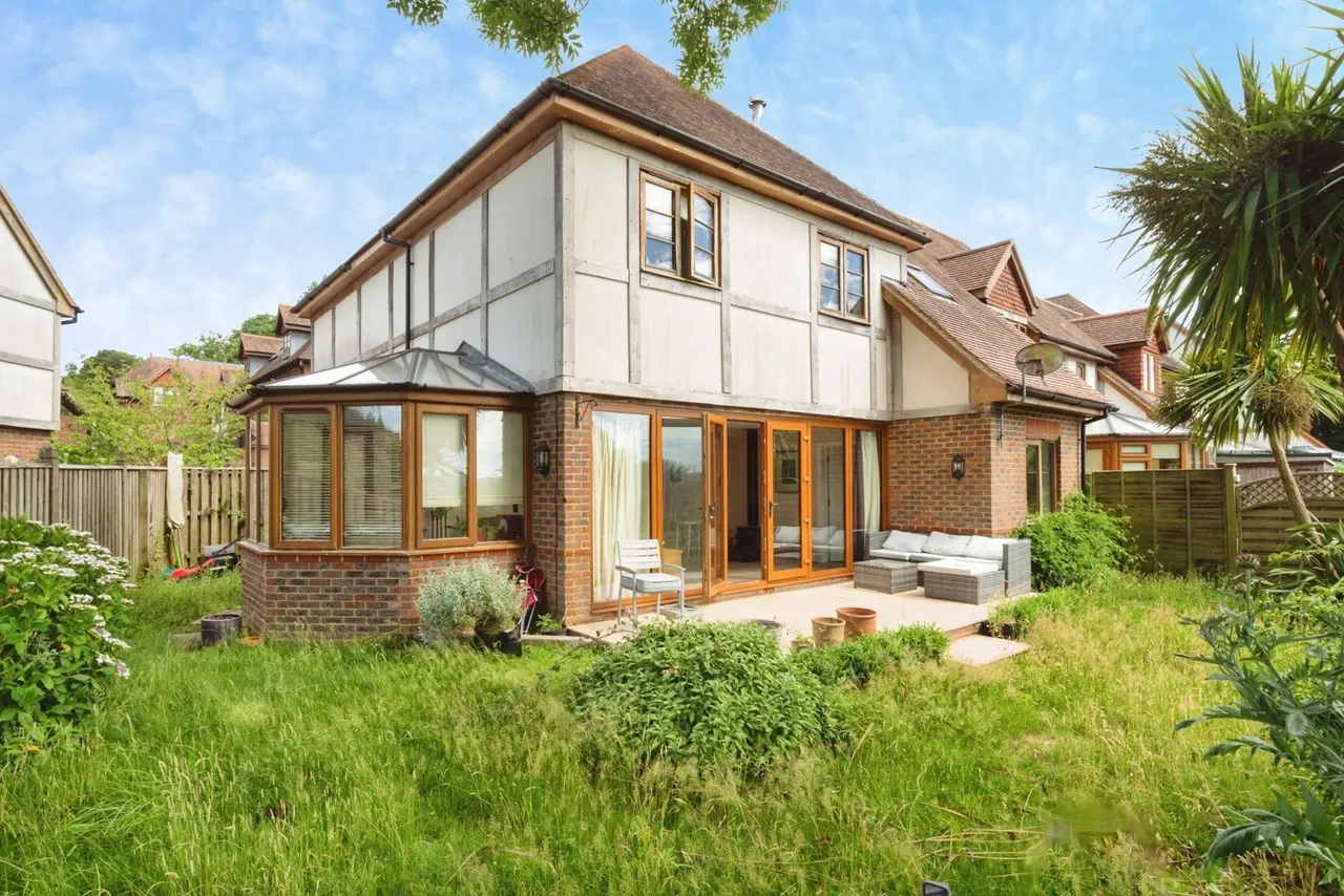 Colemans Way, Hurst Green, TN19, photo 11