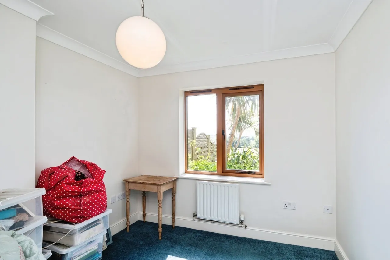 Colemans Way, Hurst Green, TN19, photo 4