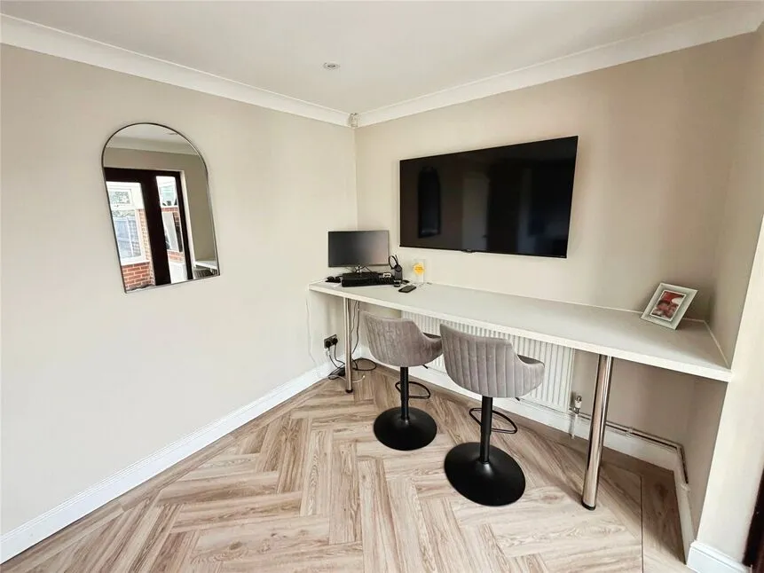 Nettlehome, Hatfield, DN7, photo 9