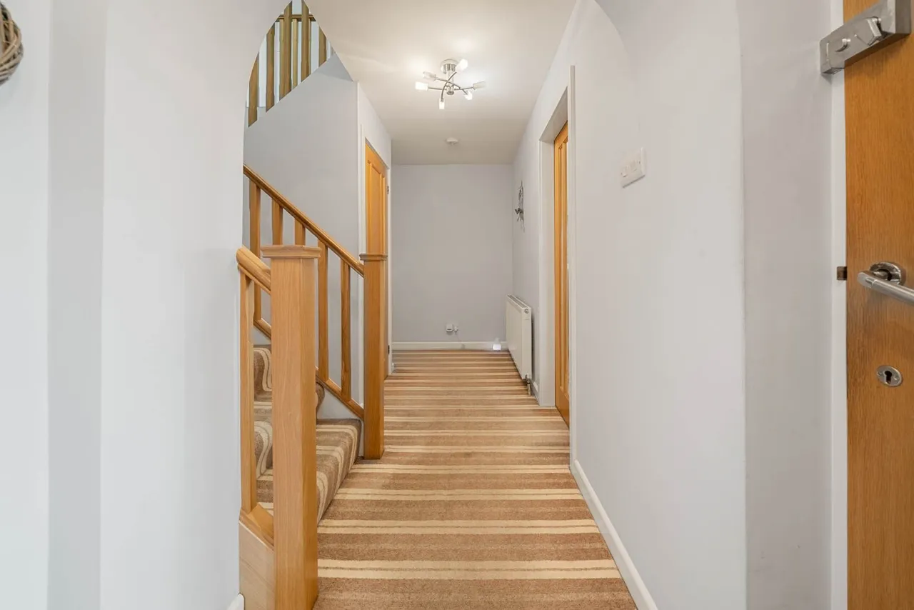Hassocks Road, Meltham, photo 9