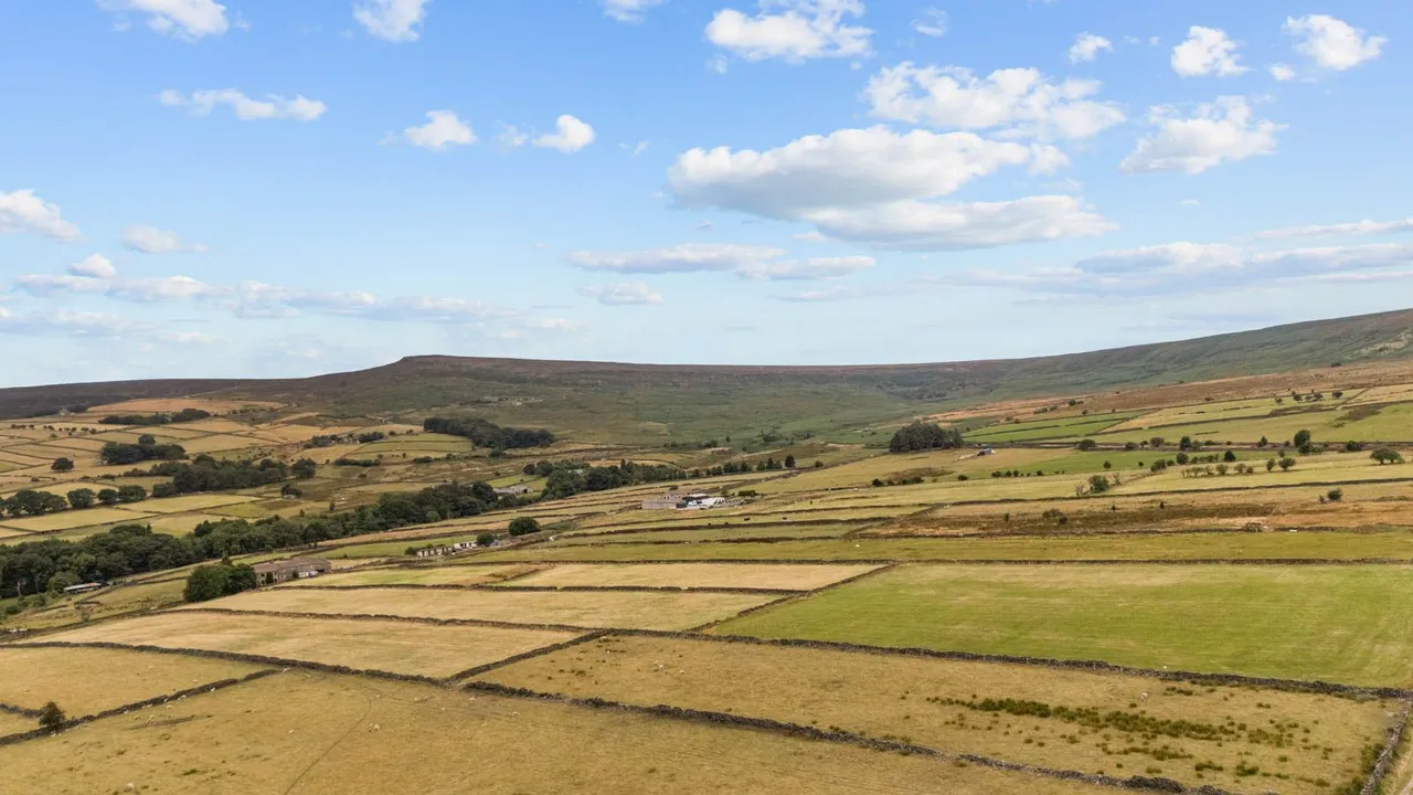 Hassocks Road, Meltham, photo 22