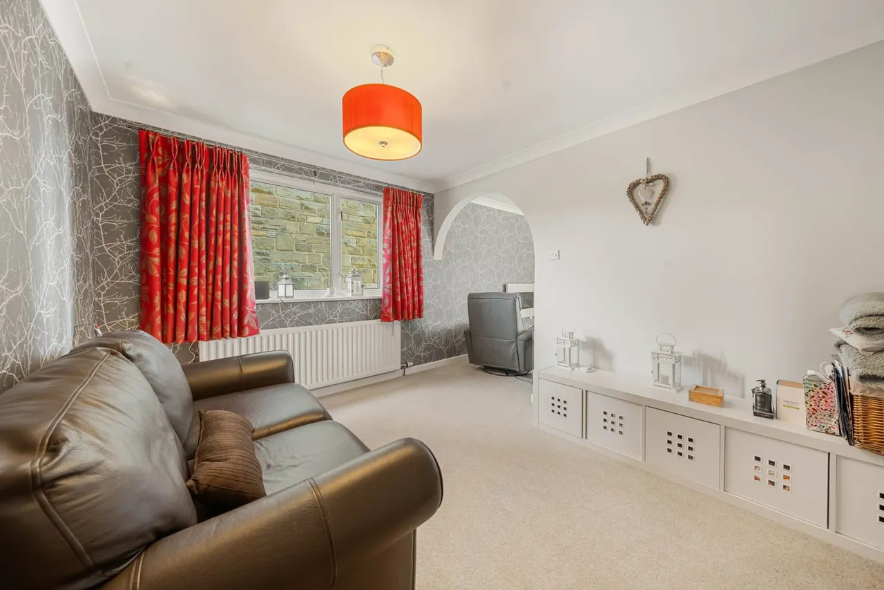 Hassocks Road, Meltham, photo 6