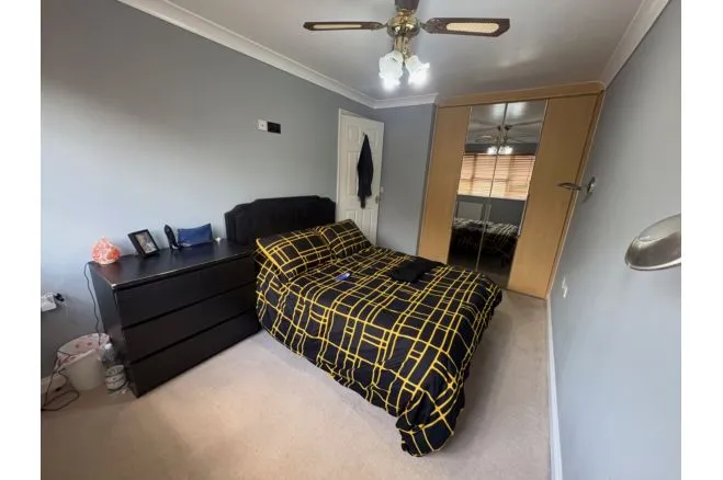 Porthcawl Close, Grantham, NG31, photo 7