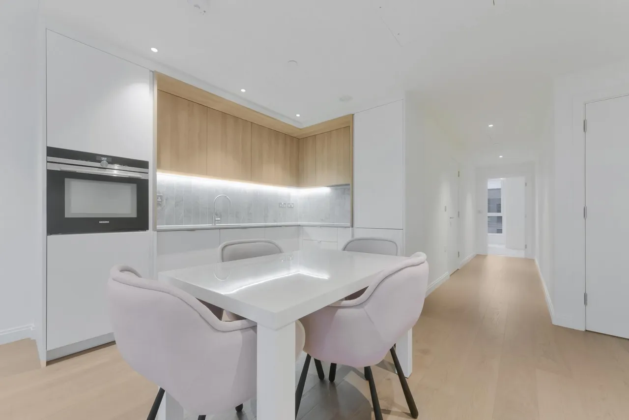 Kennington Lane, London, SE11, photo 2