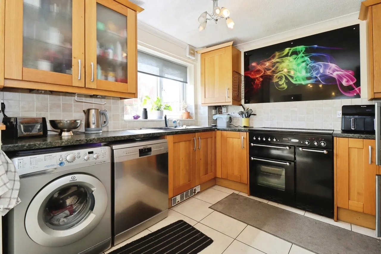 Cooks Close, Bradley Stoke, Bristol, Gloucestershire, BS32, photo 16