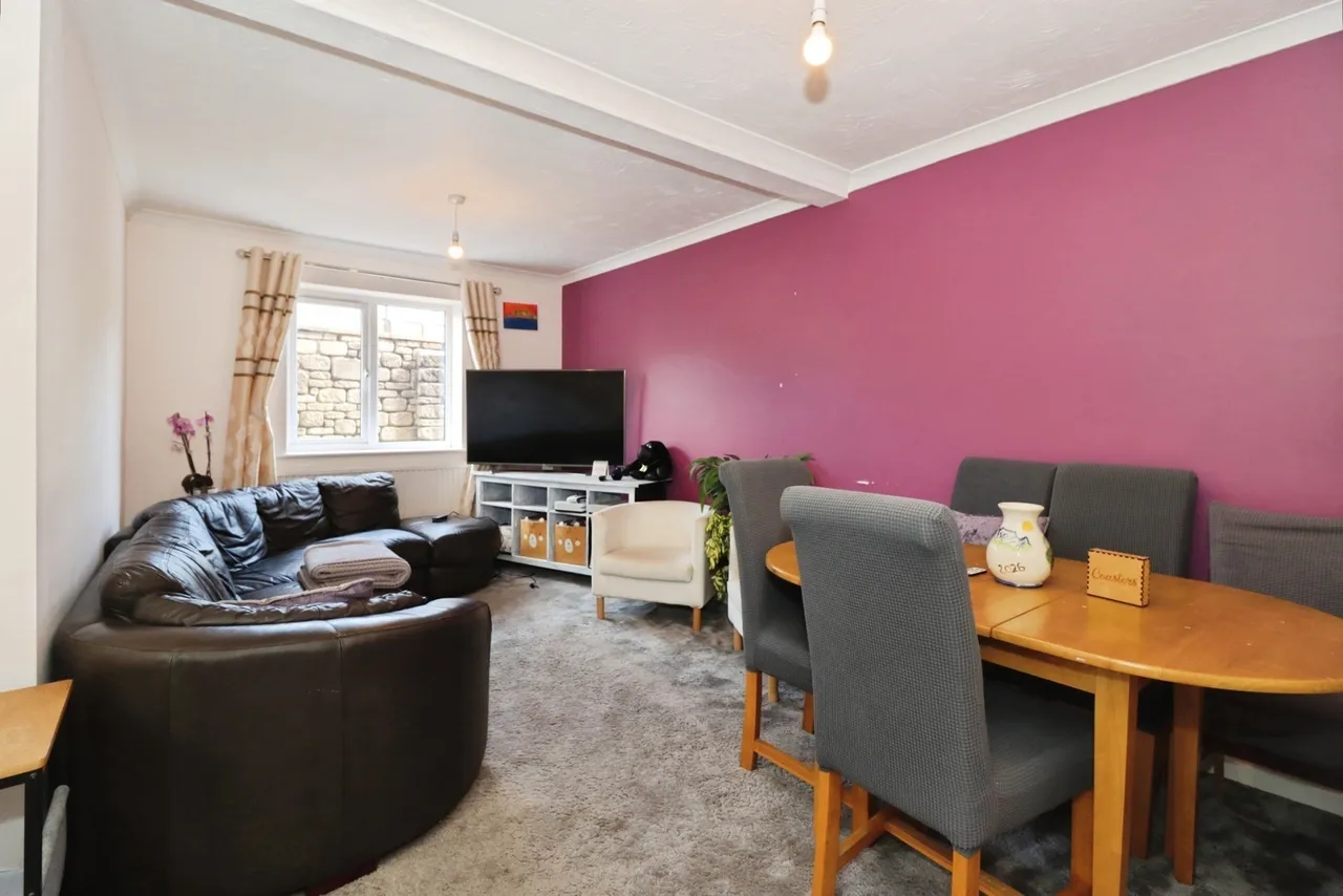 Cooks Close, Bradley Stoke, Bristol, Gloucestershire, BS32, photo 2