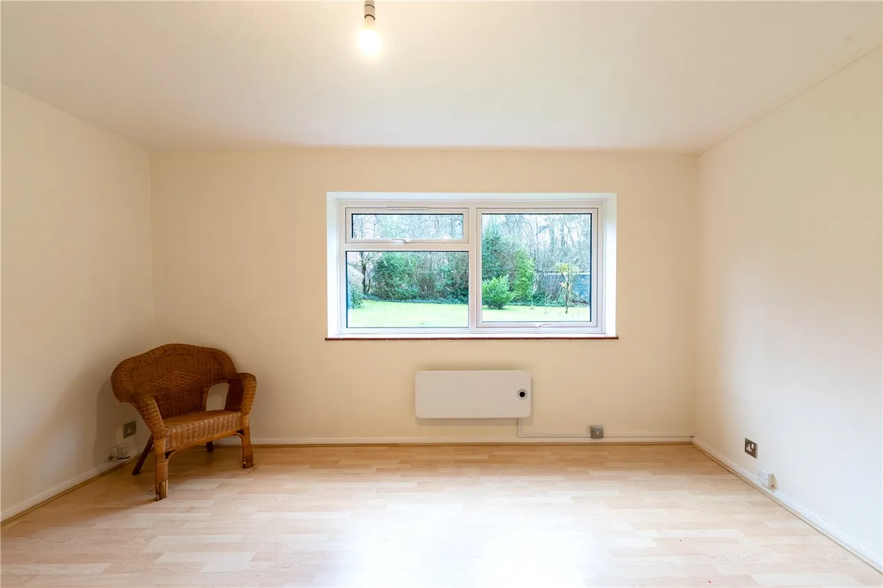 Woodridings, Elgin Road, Weybridge, Surrey, KT13, photo 10