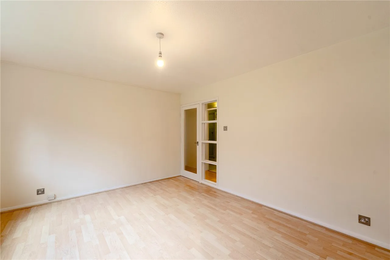 Woodridings, Elgin Road, Weybridge, Surrey, KT13, photo 8