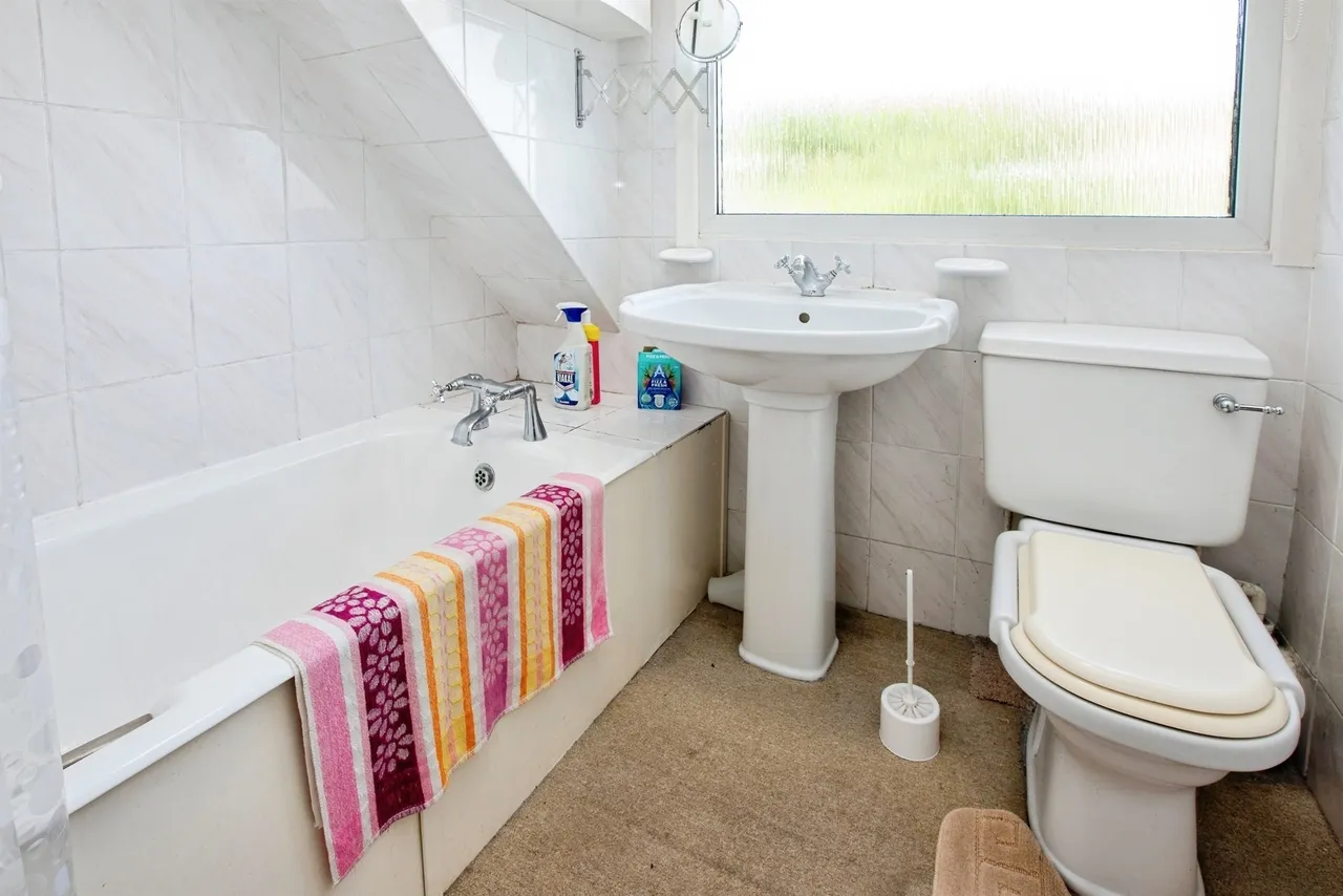 Ridgeway Drive, Ilkeston, DE7, photo 15