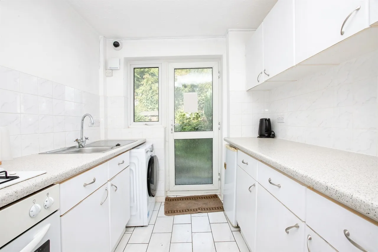 Ridgeway Drive, Ilkeston, DE7, photo 3
