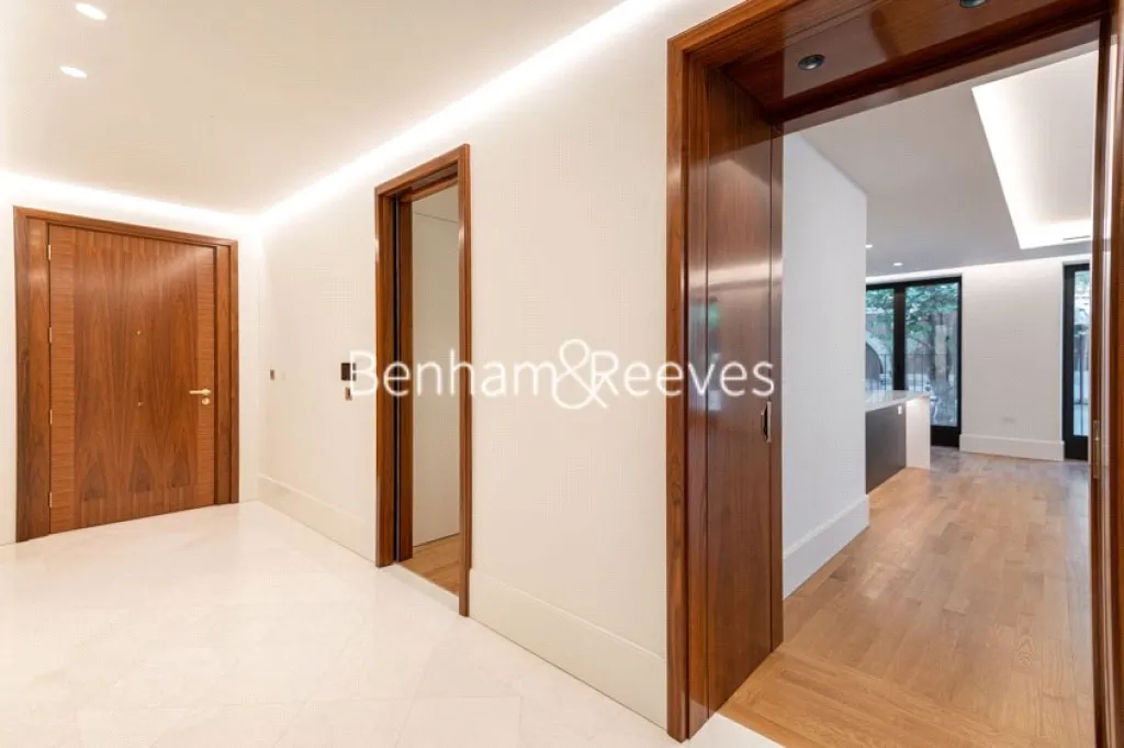 Lancer Square, Kensington, W8, photo 5
