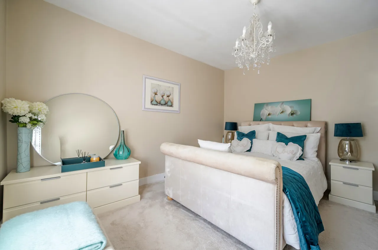 Newell Green, Warfield, Bracknell, Berkshire, RG42 6AB, photo 17