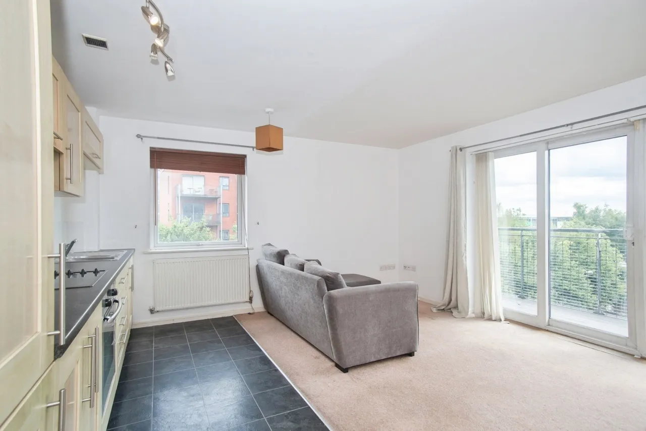 2 A The Waterfront, Manchester, Lancashire, M11, photo 7