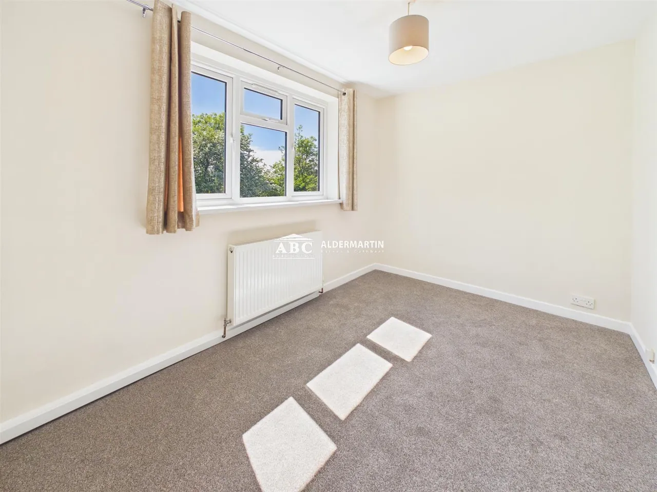 Twickenham Gardens, Harrow, photo 8