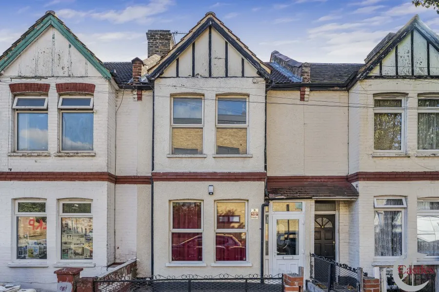 3 bed property to rent, Park Avenue, Edmonton London, N18