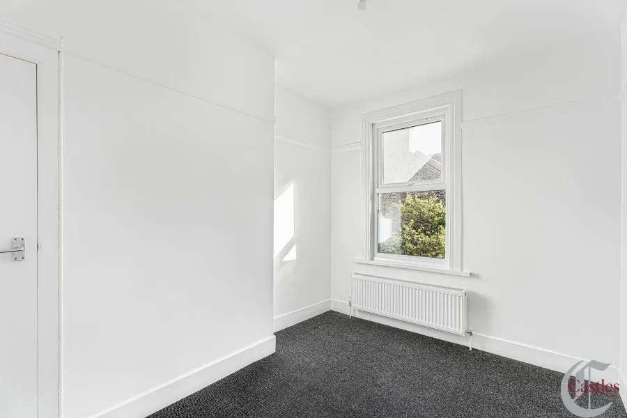 Park Avenue, Edmonton London, N18, photo 12