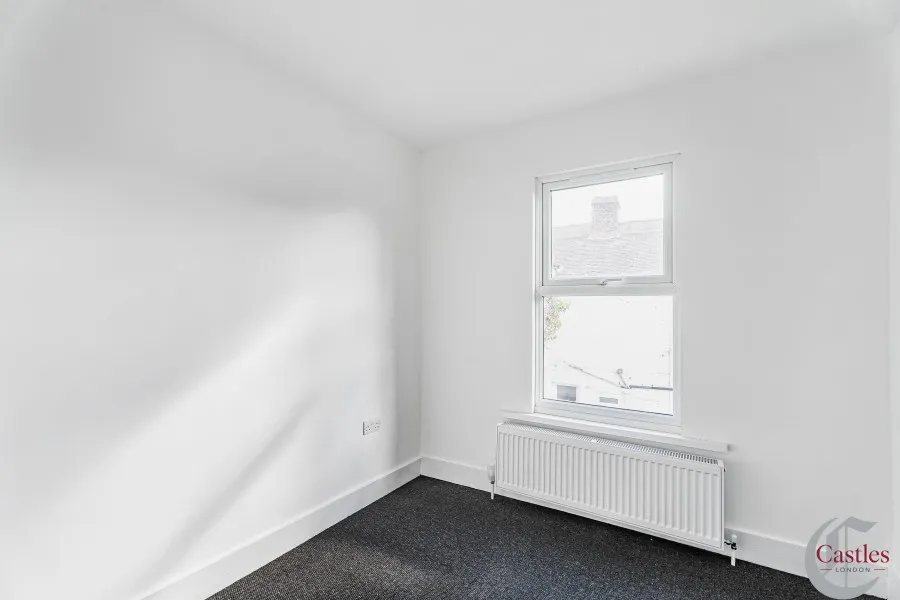Park Avenue, Edmonton London, N18, photo 13