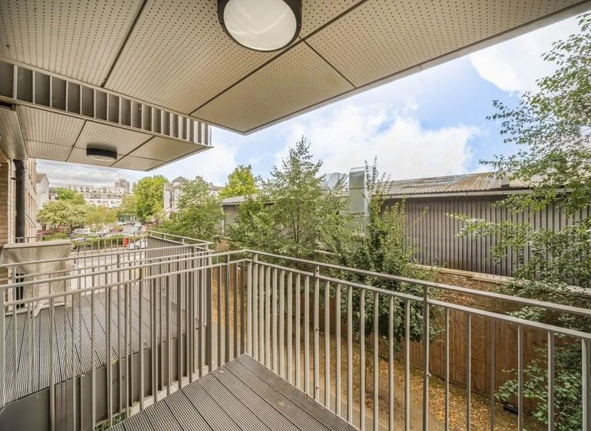 1 bed flat for sale — Thomas Road, Limehouse, E14