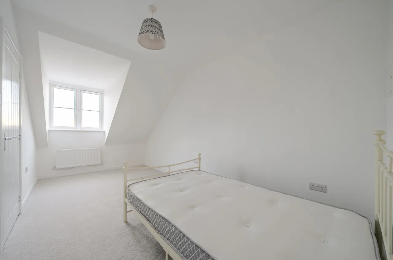 The Poplars, Stubbington, PO14, photo 10