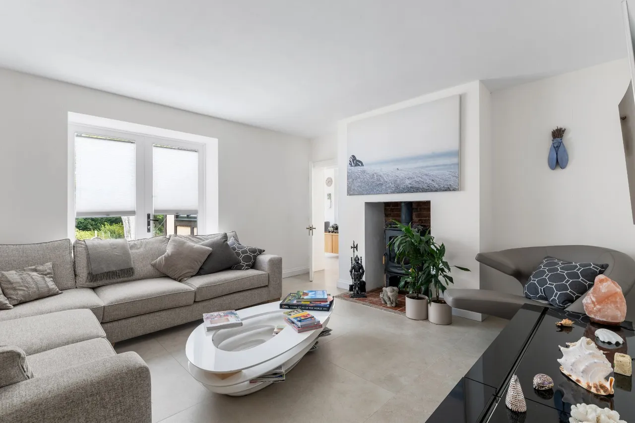 Broadhurst Manor Road, Horsted Keynes, RH17, photo 6