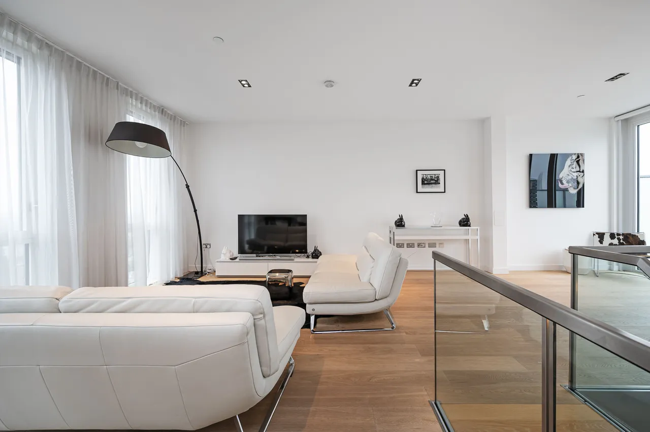 146 Avantgarde Tower, 1 Avantgarde Place, London, photo 11