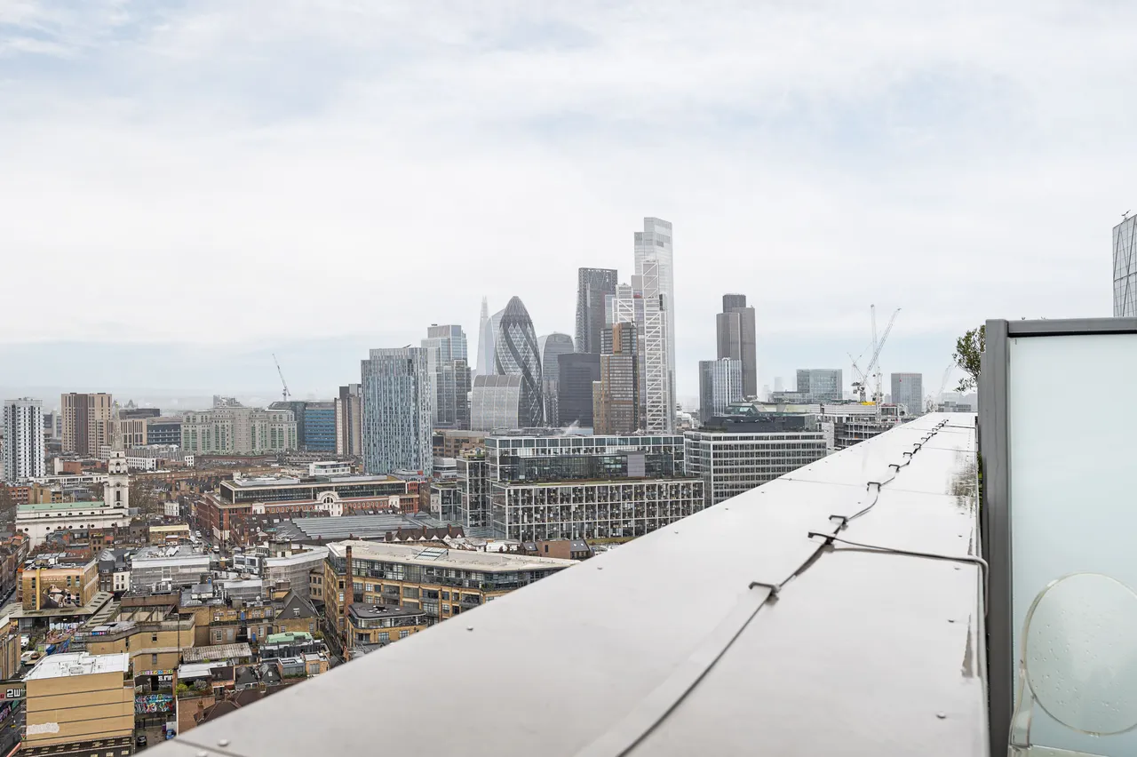 146 Avantgarde Tower, 1 Avantgarde Place, London, photo 4